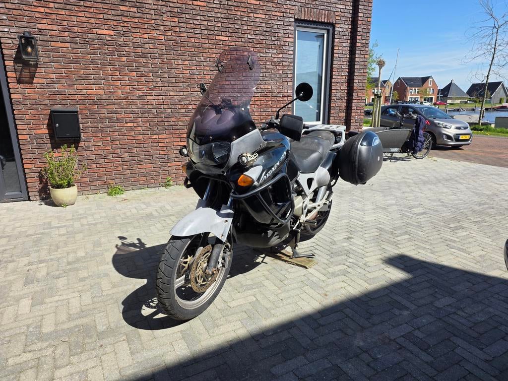 Honda XL1000V Varadero (2000) zwart, opknapper/onderdelen, Motoren, Motoren | Honda, 2 cilinders, Motorrijbewijs A, Gebruikt, Toermotor