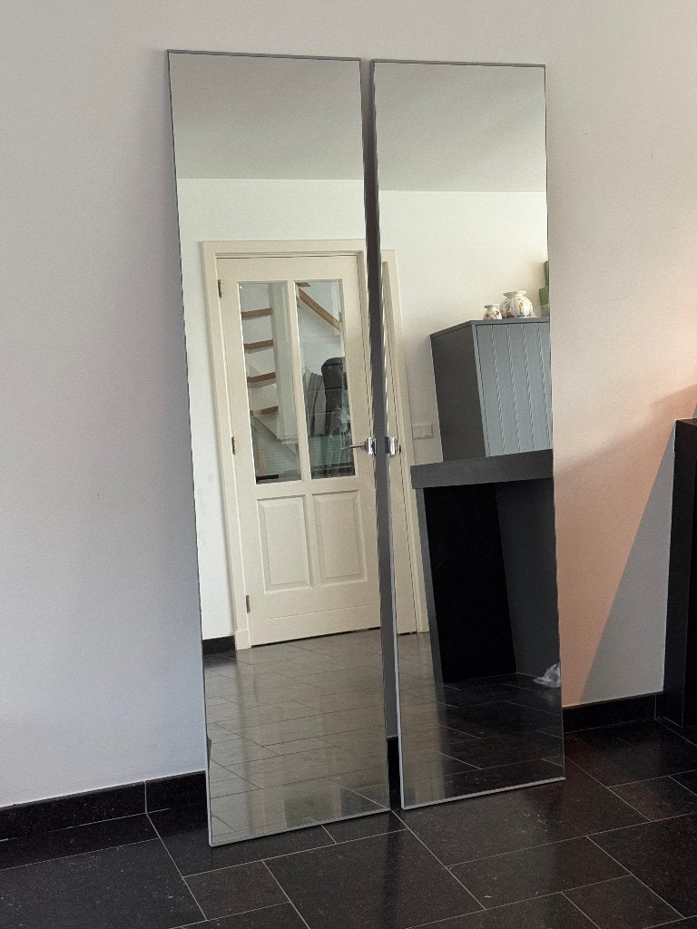 2x IKEA VIKEDAL Spiegeldeur voor PAX kast (50 x 195 cm), Huis en Inrichting, Ophalen, Gebruikt, Glas, 150 tot 200 cm