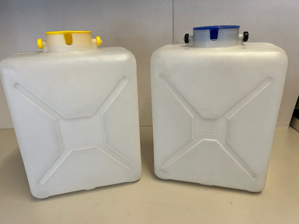 Jerrycan voor drinkwater caravan 2 stuks, Ophalen of Verzenden, Gebruikt