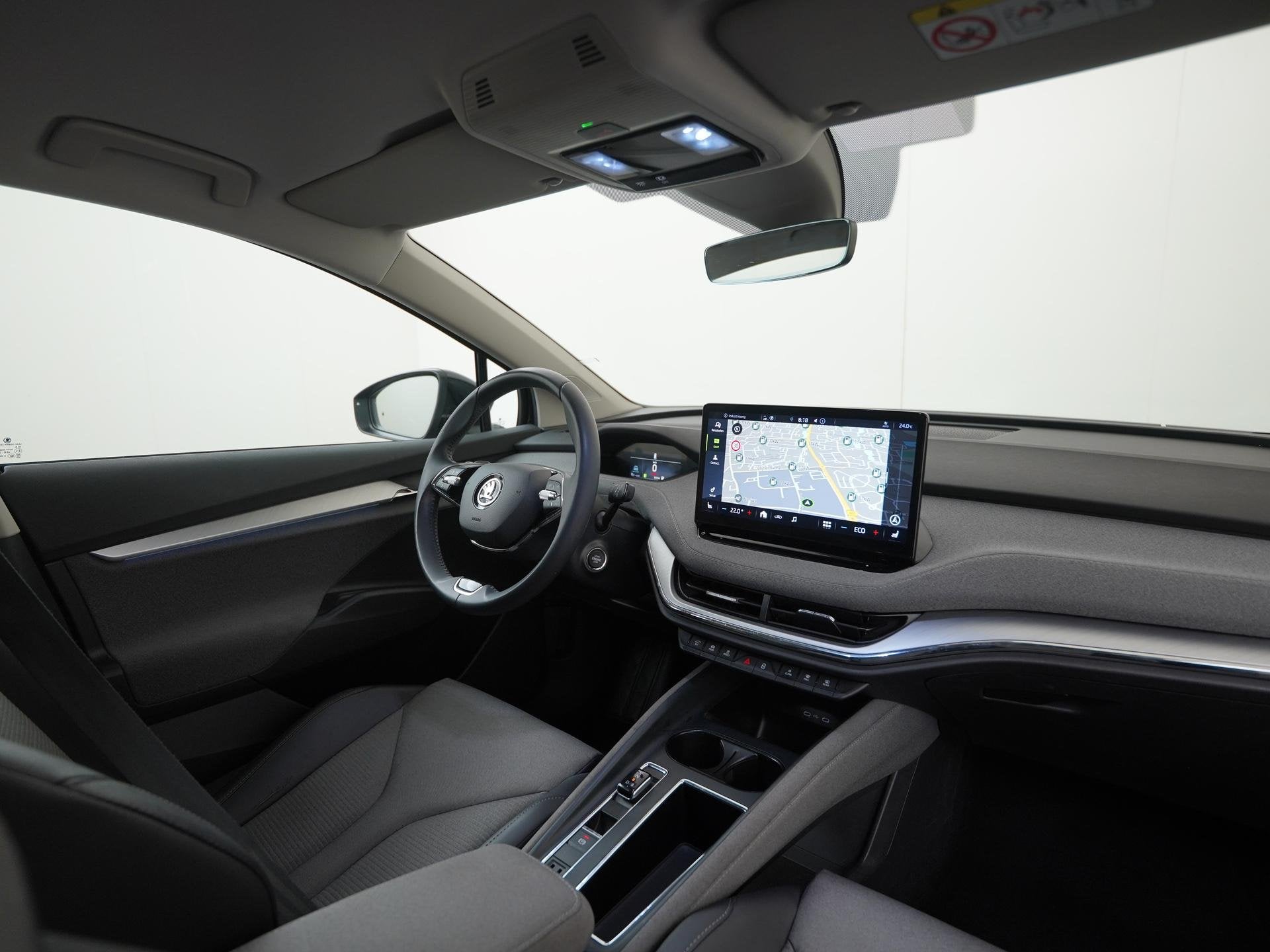 Skoda Enyaq iV 60 | Elek Achterklep | Stuur & Stoel Verwarmi, Auto's, Automaat, Achterwielaandrijving, Gebruikt, 179 pk