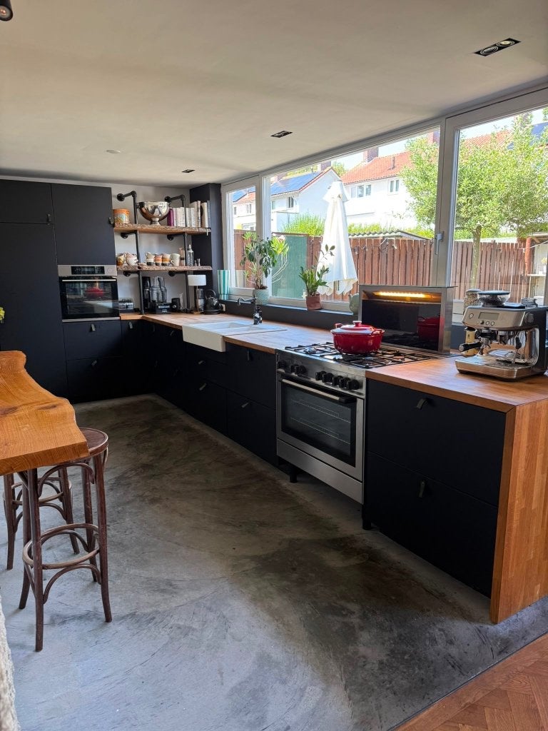 Complete IKEA keuken uit 2018 met inbouwapparatuur te koop, Ophalen, Gebruikt, Zwart, Hoekkeuken
