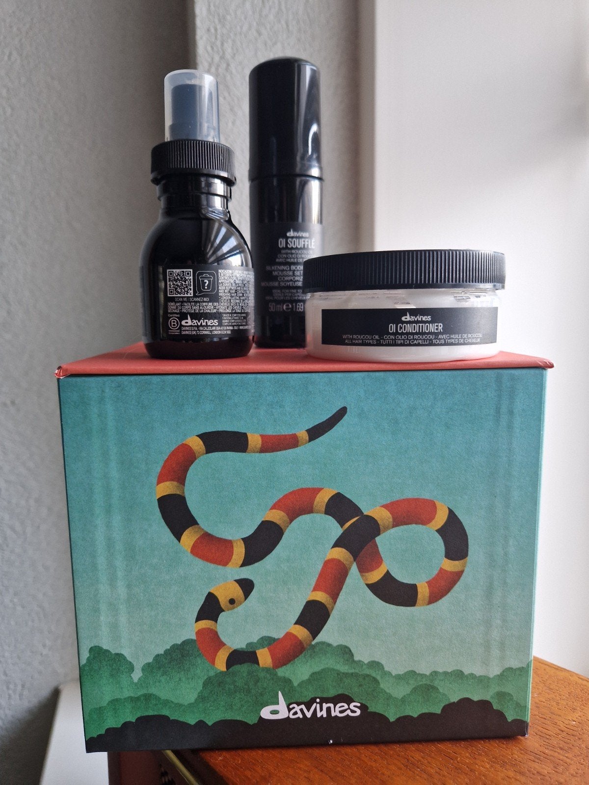 Davines Oi set, Ophalen of Verzenden, Zo goed als nieuw, Gel, Wax, Haarlak of Mousse