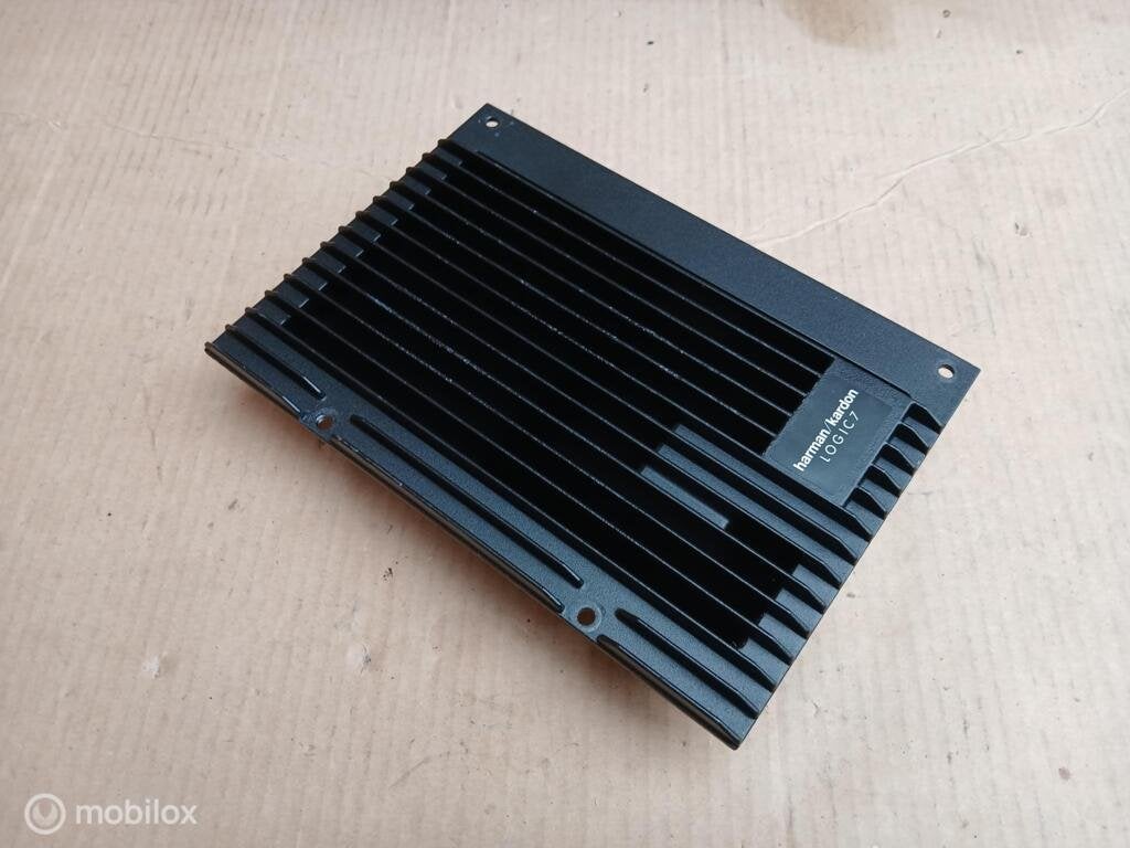 Versterker Range Rover L322 Vogue XQK500103 Amplifier, Land Rover, Ophalen of Verzenden