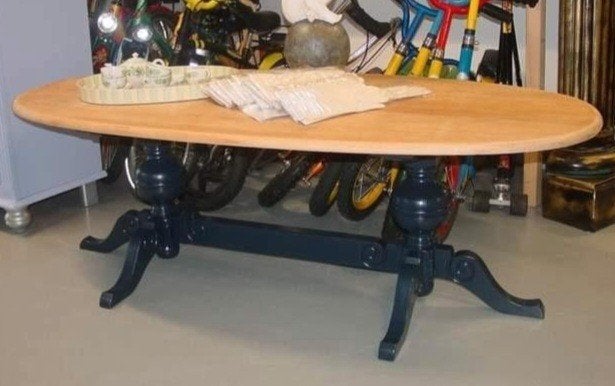 Mooie landelijke salon tafel met geschuurd blad, Antiek en Kunst, Ophalen