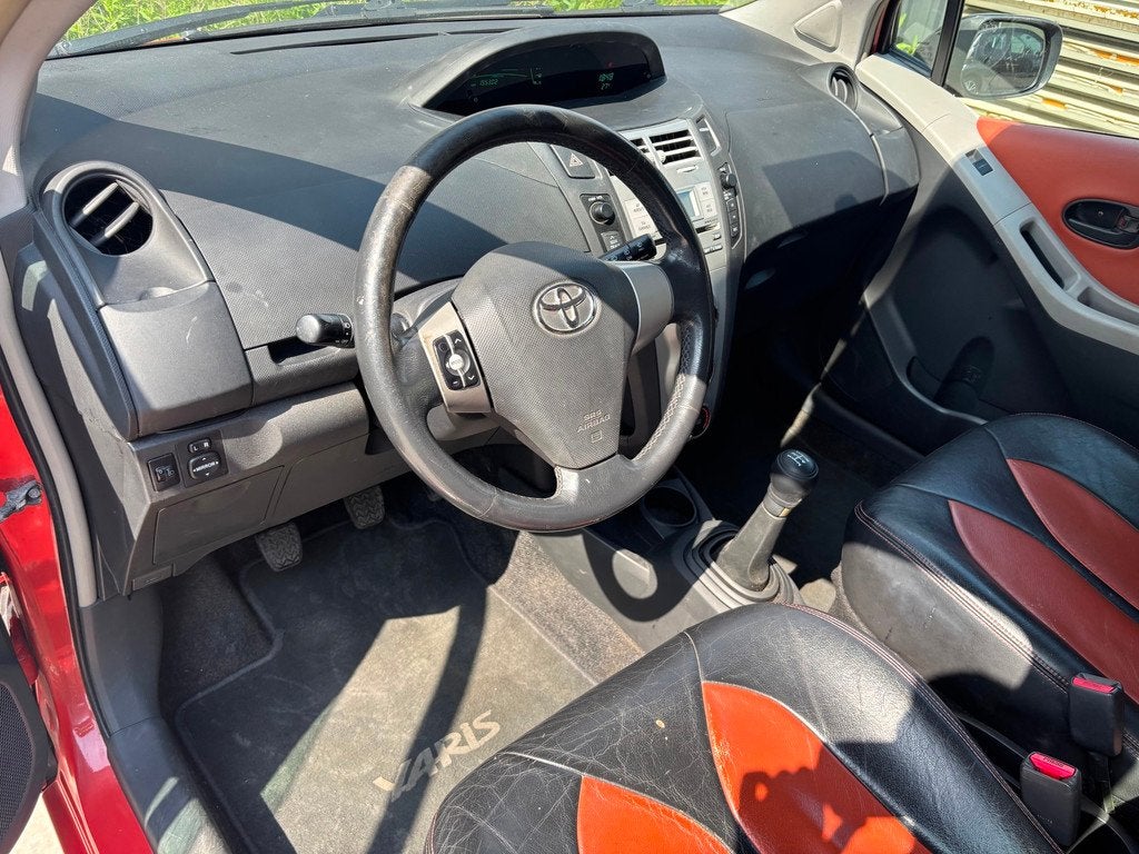 Toyota Yaris 1.3 VVTi Sol | Nieuwe Koppeling | Airco | El. R, Auto's, Toyota, Voorwielaandrijving, 995 kg, Origineel Nederlands