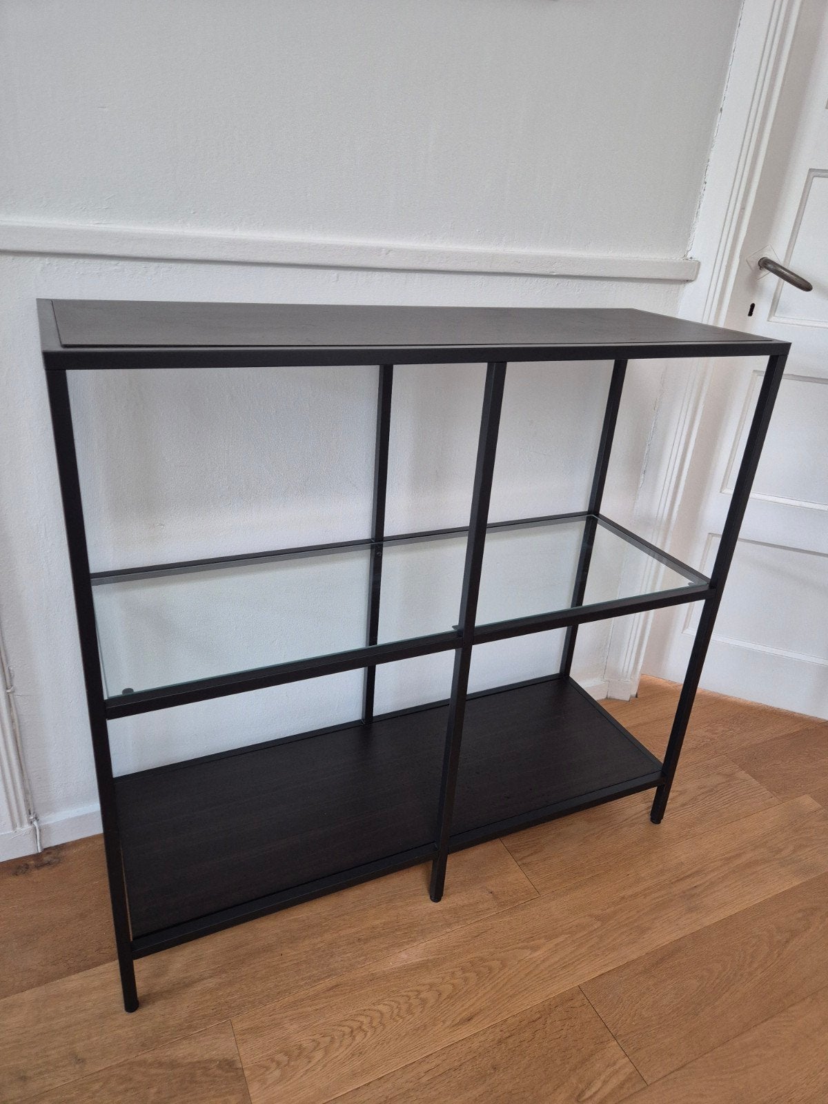 Ikea Vittsjo kast MOET DIT WEEKEND WEG!, Ophalen, Gebruikt