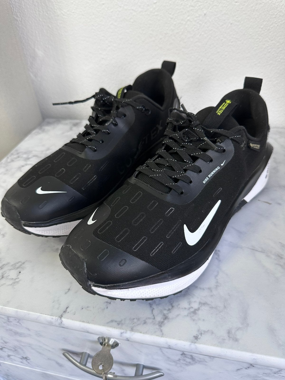 Nike ReactX Infinity Run 4 GORE-TEX Maat 44, Ophalen, Schoenen, Maat L, Zo goed als nieuw