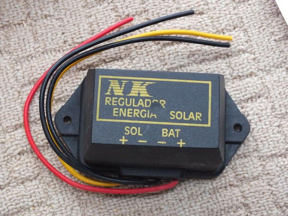 Solar Regelaar 12volt – 15 amp NK, Caravans en Kamperen, Ophalen of Verzenden, Nieuw