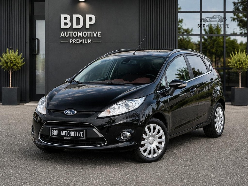 Ford Fiesta 1.4 Titanium Automaat | Airco |, 4 cilinders, Zwart, Fiësta, 550 kg