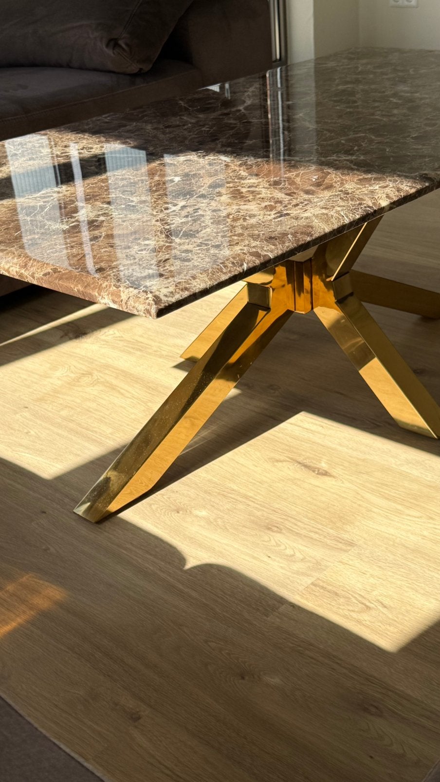 Richmond Interiors – Salontafel Conrad Gold, Huis en Inrichting, Tafels | Salontafels, Ophalen, Overige materialen, Gebruikt, 100 tot 150 cm