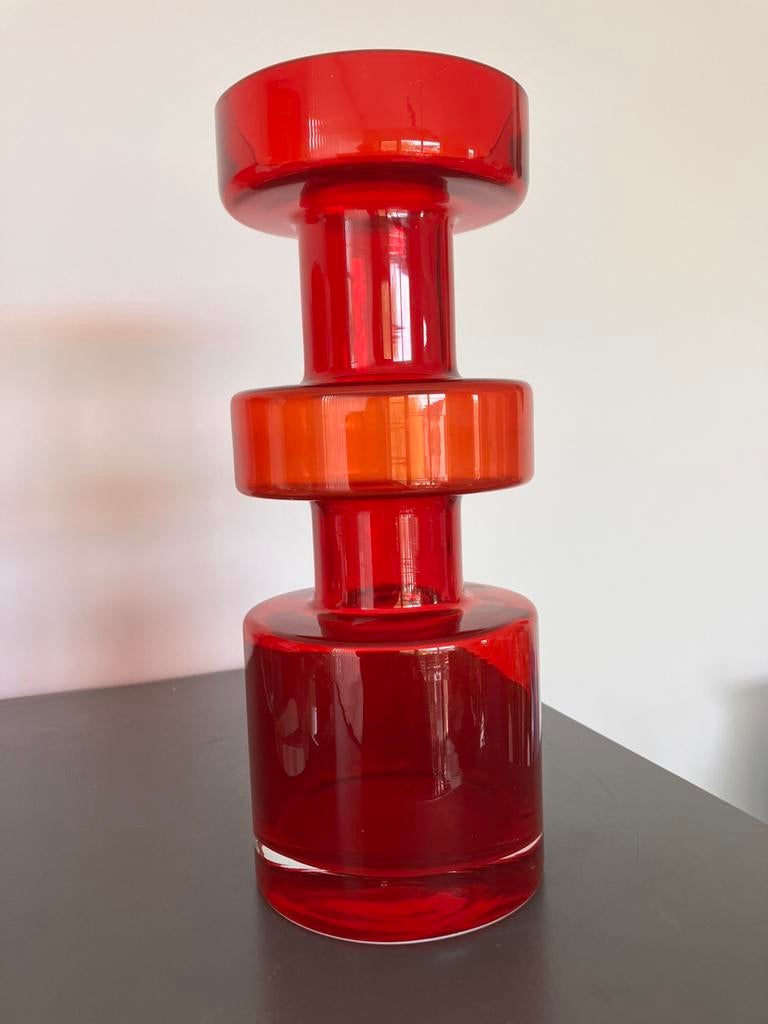 RIIHIMÄEN LASI: Red hope, Ophalen of Verzenden, Zo goed als nieuw, Overige materialen, Minder dan 25 cm