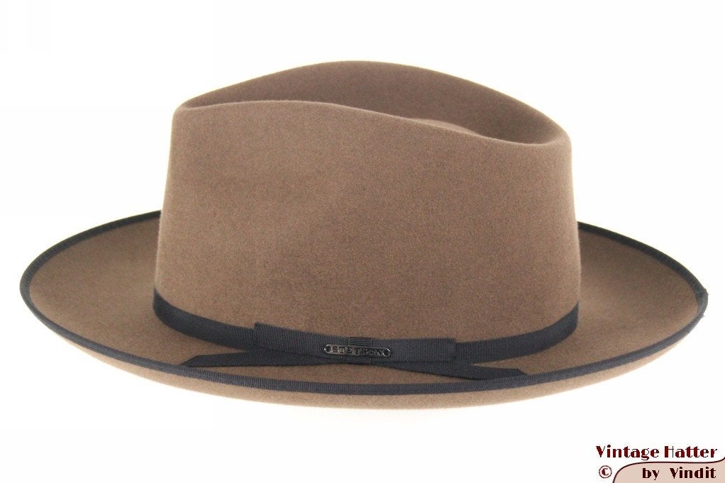 Gleufhoed Stetson beige bruin vilt 55 = S tot XS nieuw, Stetson, Hoed, Nieuw, Ophalen of Verzenden