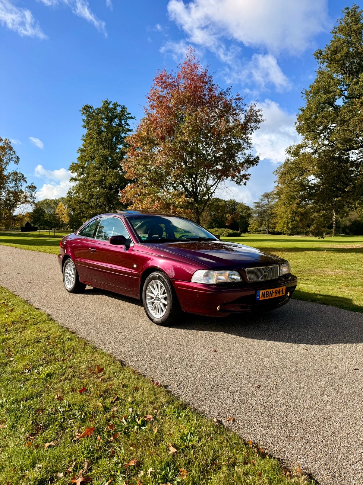 Volvo C70 2.4T Coupé Automaat  1998  127.000 km  Youngtimer, Beige, Overige kleuren, 4 stoelen, 2435 cc