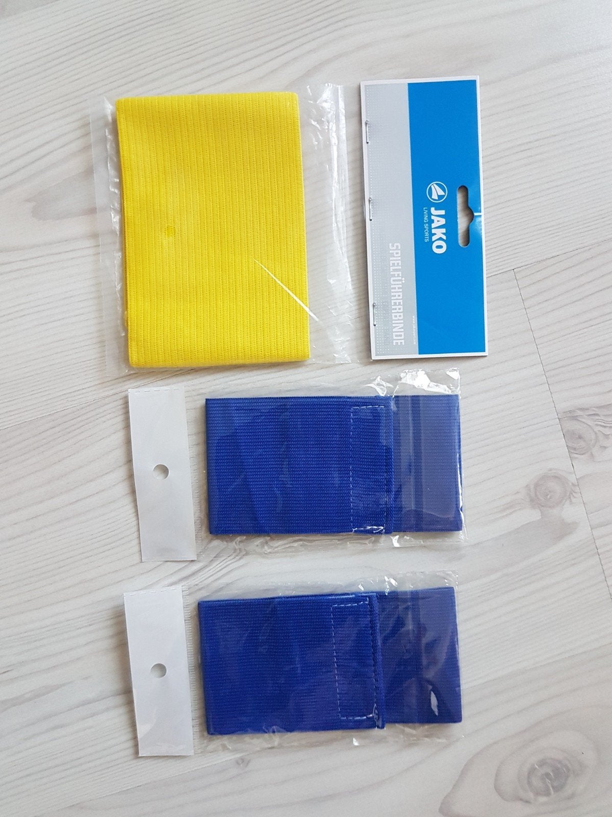 Aanvoerdersband voetbal, Sport en Fitness, Voetbal, Ophalen of Verzenden, Nieuw, Overige typen
