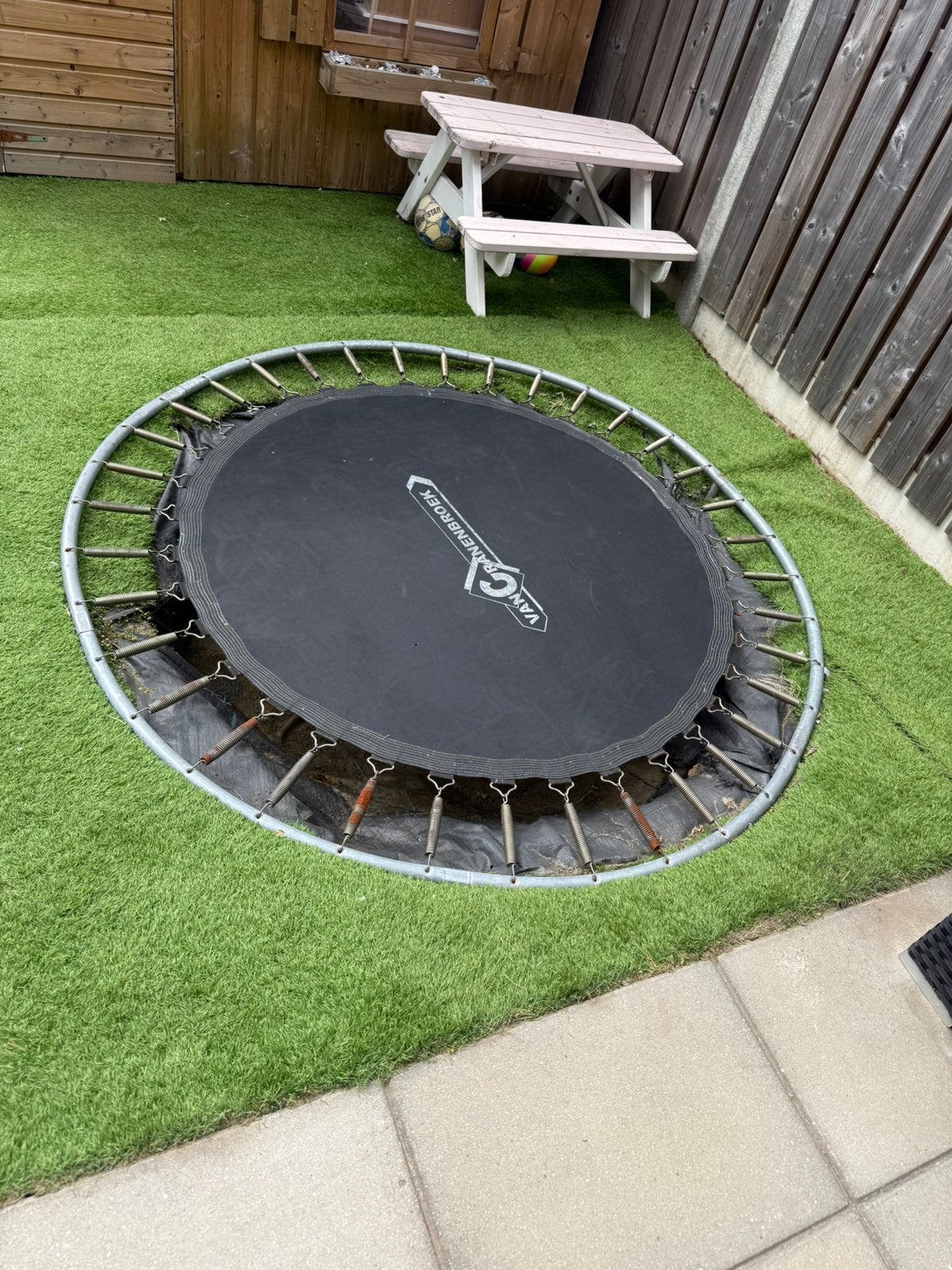 Gratis trampoline, Kinderen en Baby's, Speelgoed | Buiten | Trampolines, Ophalen, Zo goed als nieuw