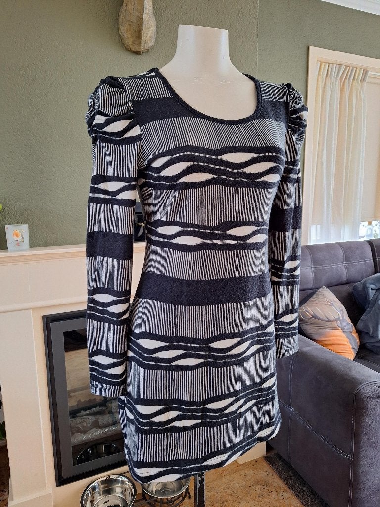 Lavand mooie jurk M 38 40 jurkje tuniek, Kleding | Dames, Maat 38/40 (M), Lavand, Verzenden, Zwart