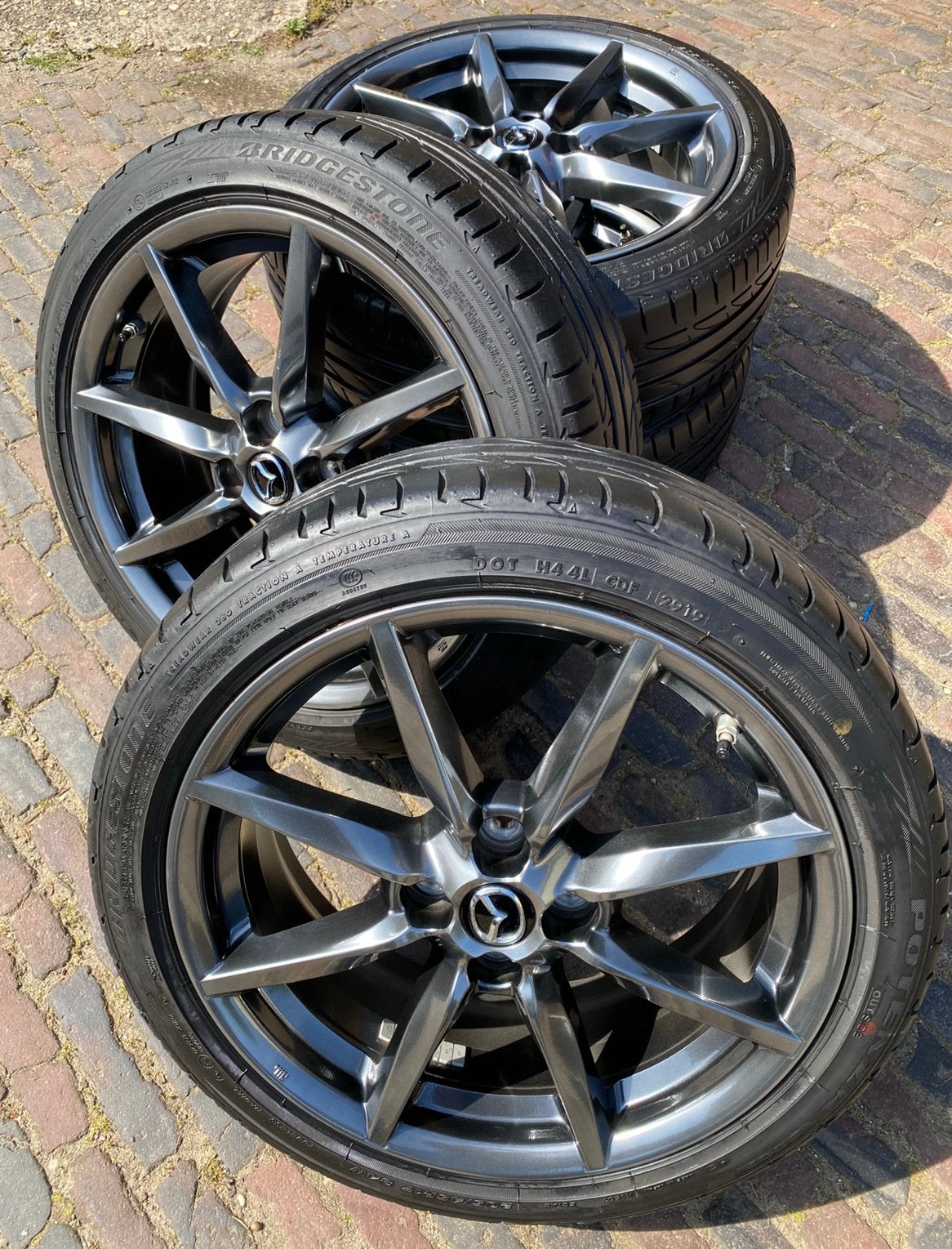 17” Mazda MX-5 velgen + tpms + 205/45 R17 Bridgestone banden, Banden en Velgen, Nieuw, 17 inch, Zomerbanden