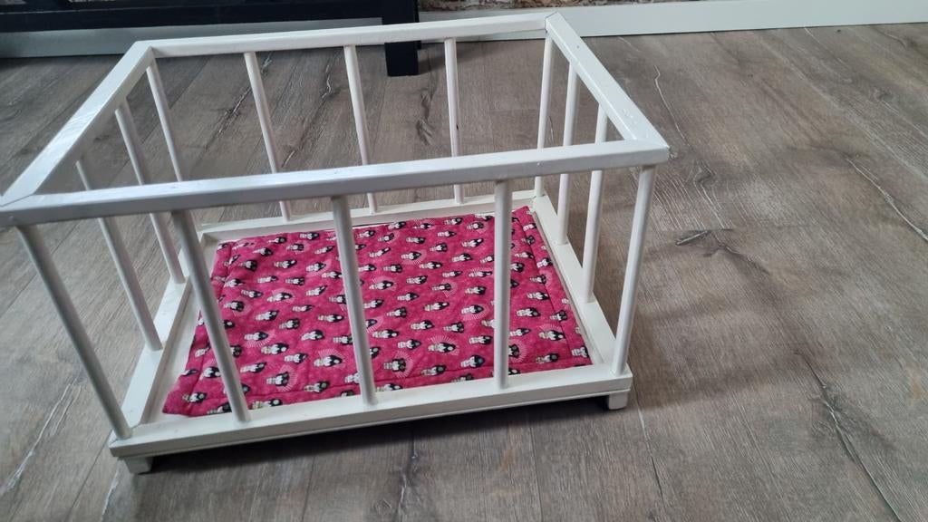 Box voor poppen, Kinderen en Baby's, Speelgoed | Poppen, Ophalen, Babypop