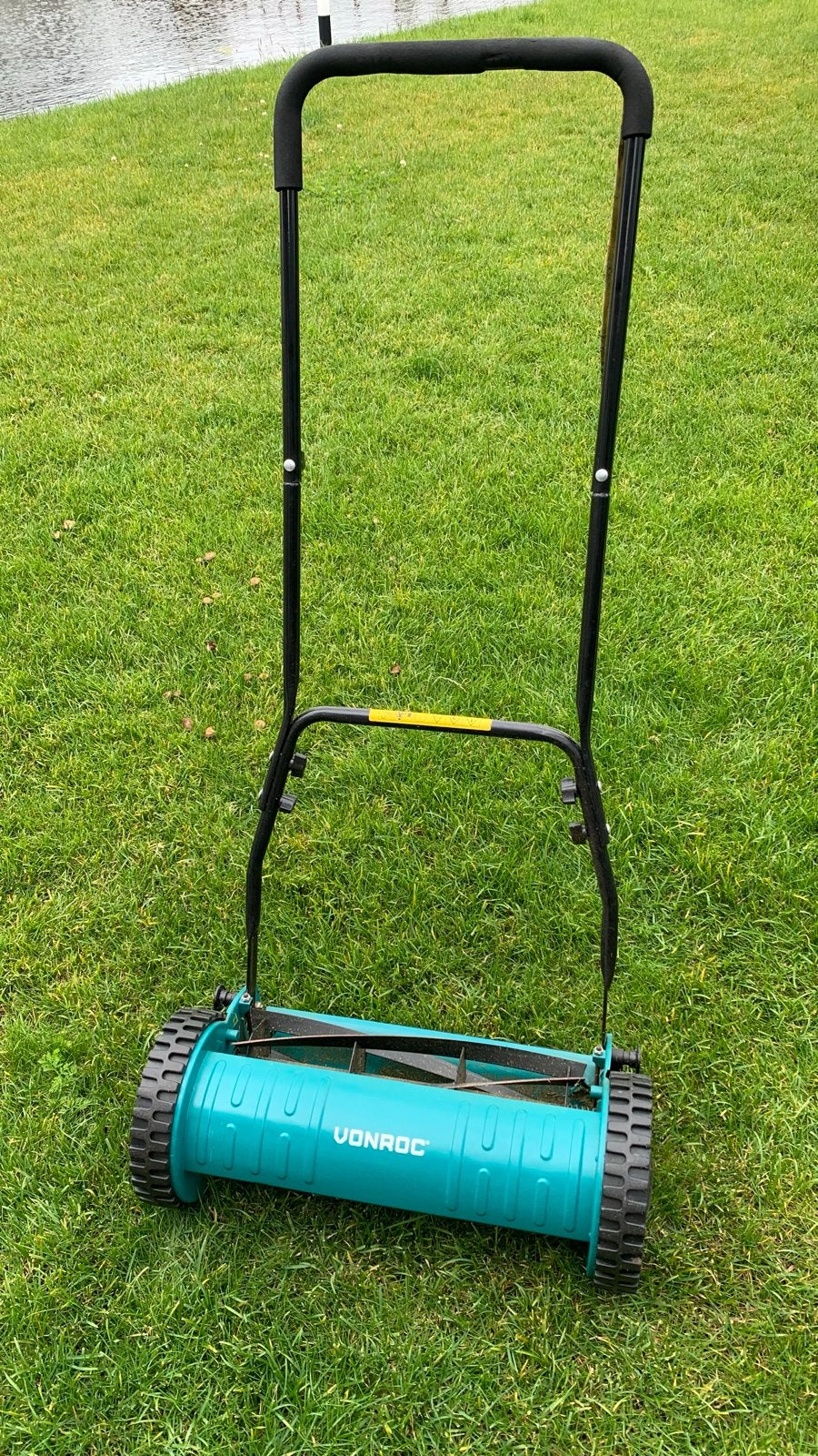 VONROC Kooimaaier - Zo goed als nieuw, ideaal voor kleine tu, Tuin en Terras, Grasmaaiers, Kooimesmaaier, Ophalen, Zo goed als nieuw