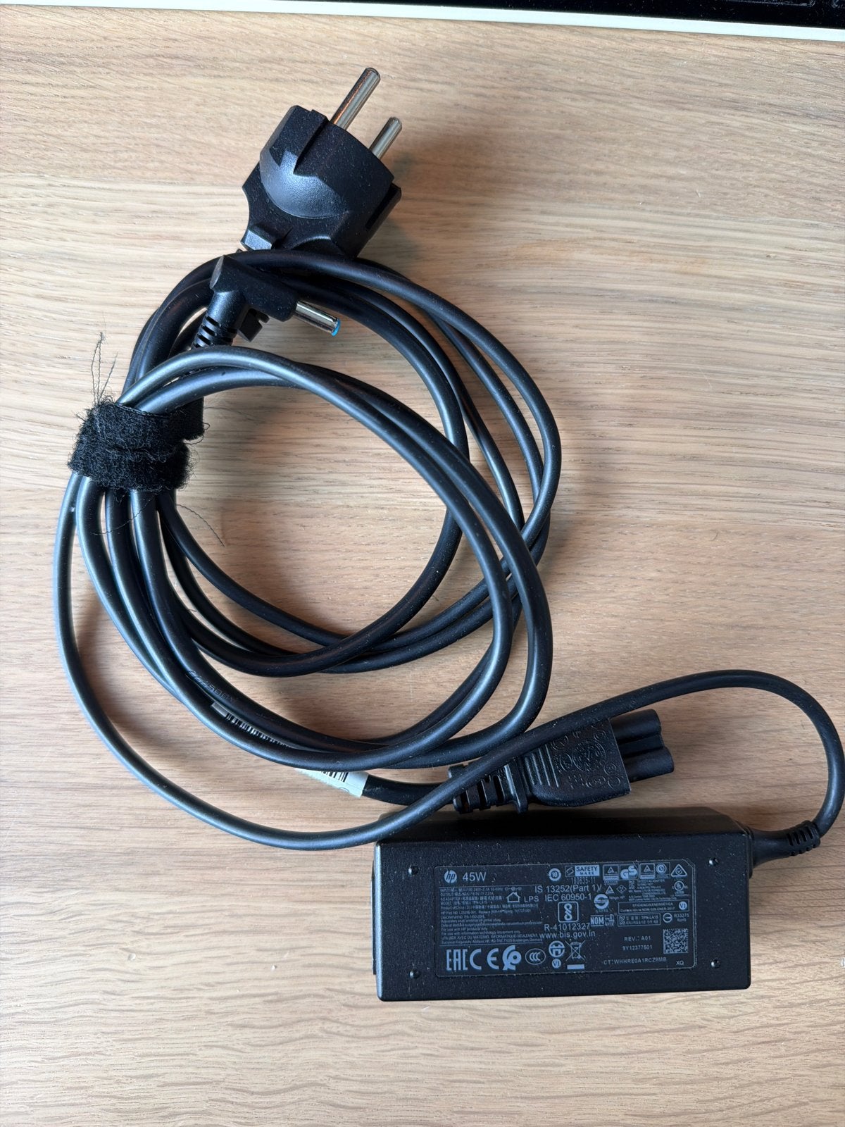 HP adapter 45W - Oplader voor HP laptops, Computers en Software, Laptop-opladers, Ophalen of Verzenden, Gebruikt
