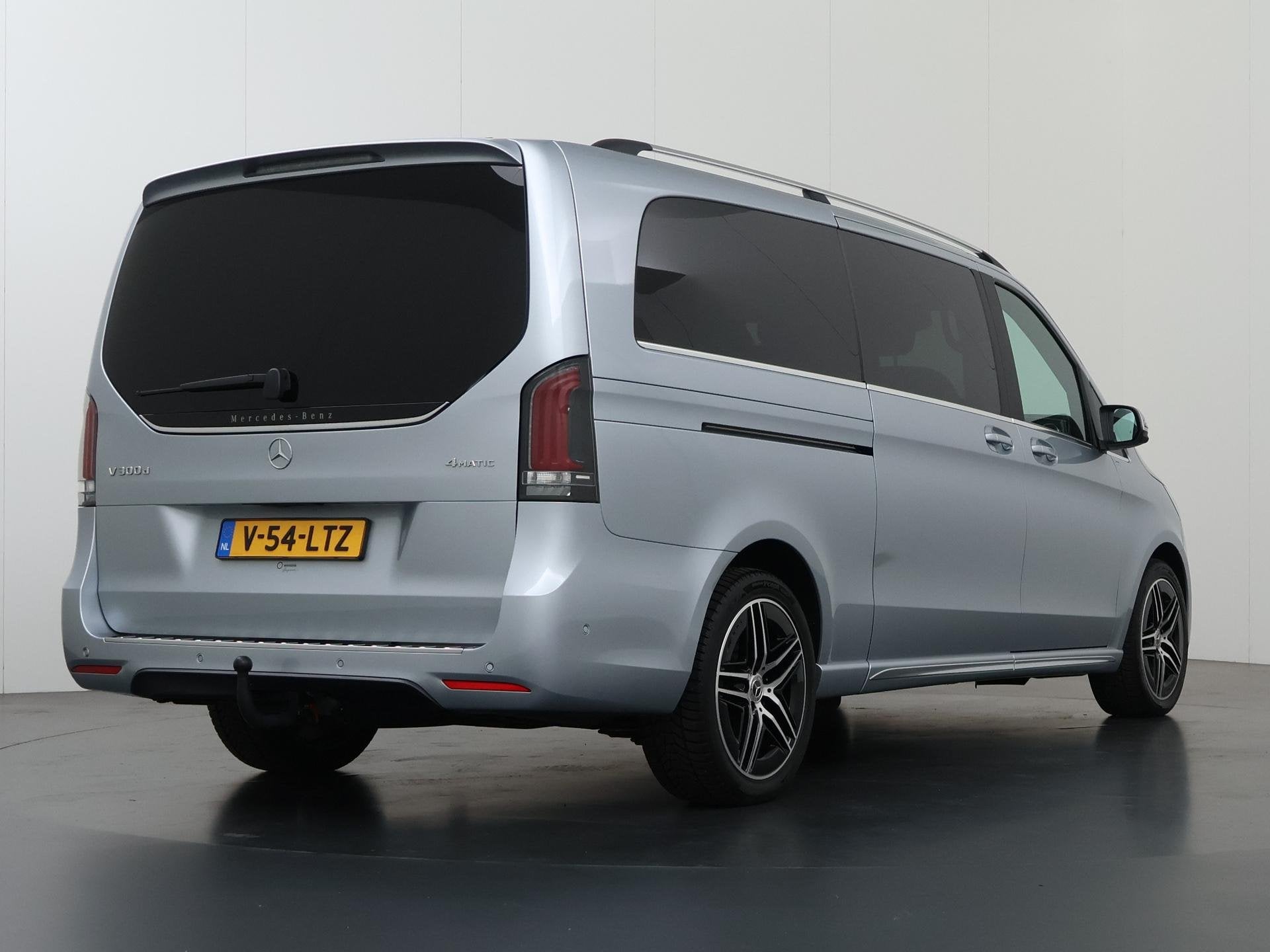Mercedes-Benz V-klasse 300d XL L3 AMG 4-Matic | Dubbele Cabi, Auto's, Automaat, Gebruikt, Bedrijf, Diesel