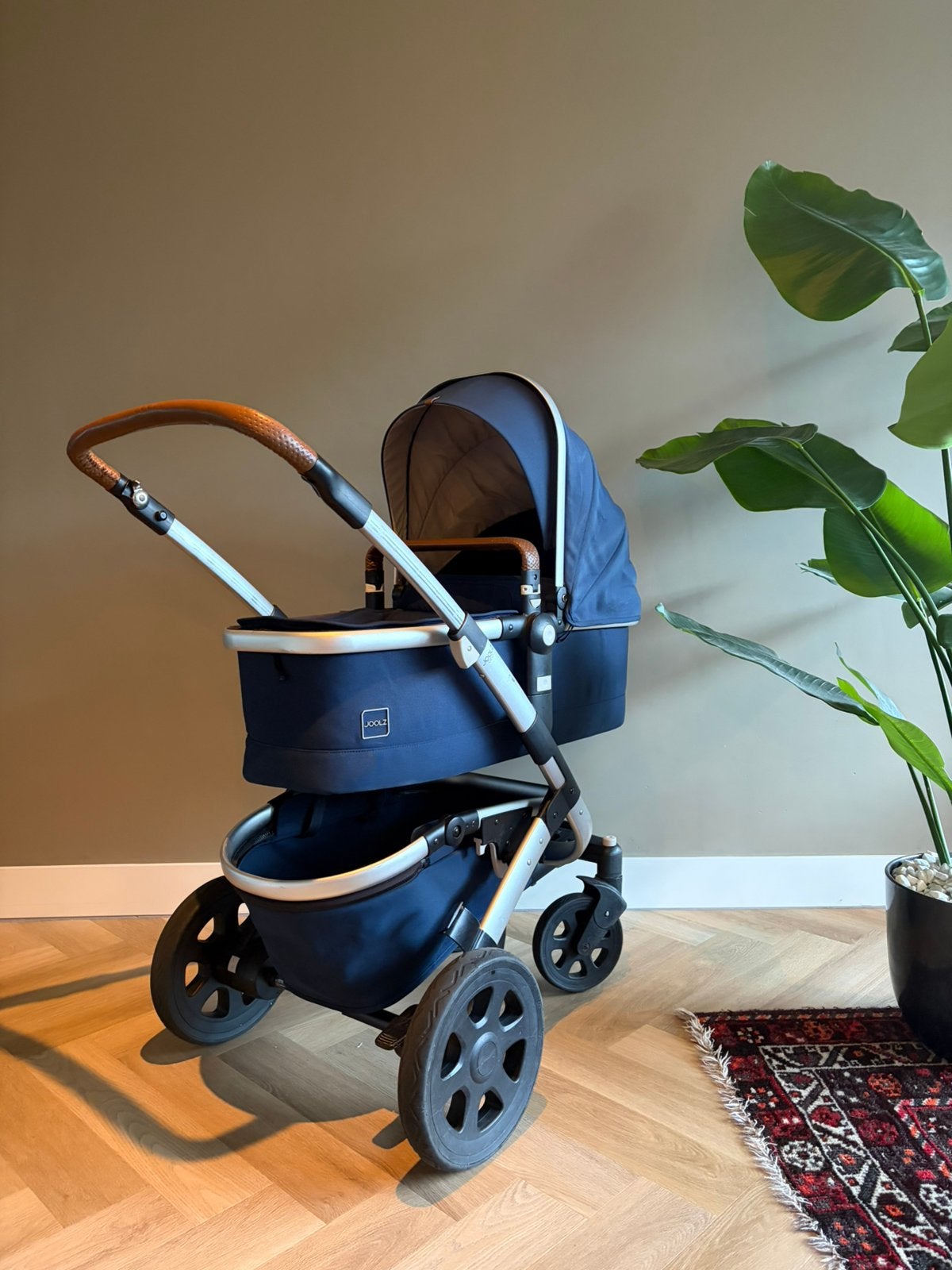 Joolz Geo2. Donker blauw. Complete set, Verstelbare duwstang, Zo goed als nieuw, Ophalen, Kinderwagen