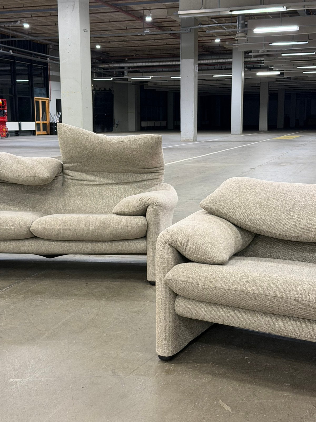 Cassina Maralunga 2-zits Bank | 2 stuks | Shitake, Huis en Inrichting, 150 tot 200 cm, Tweepersoons, 75 tot 100 cm, Ophalen of Verzenden