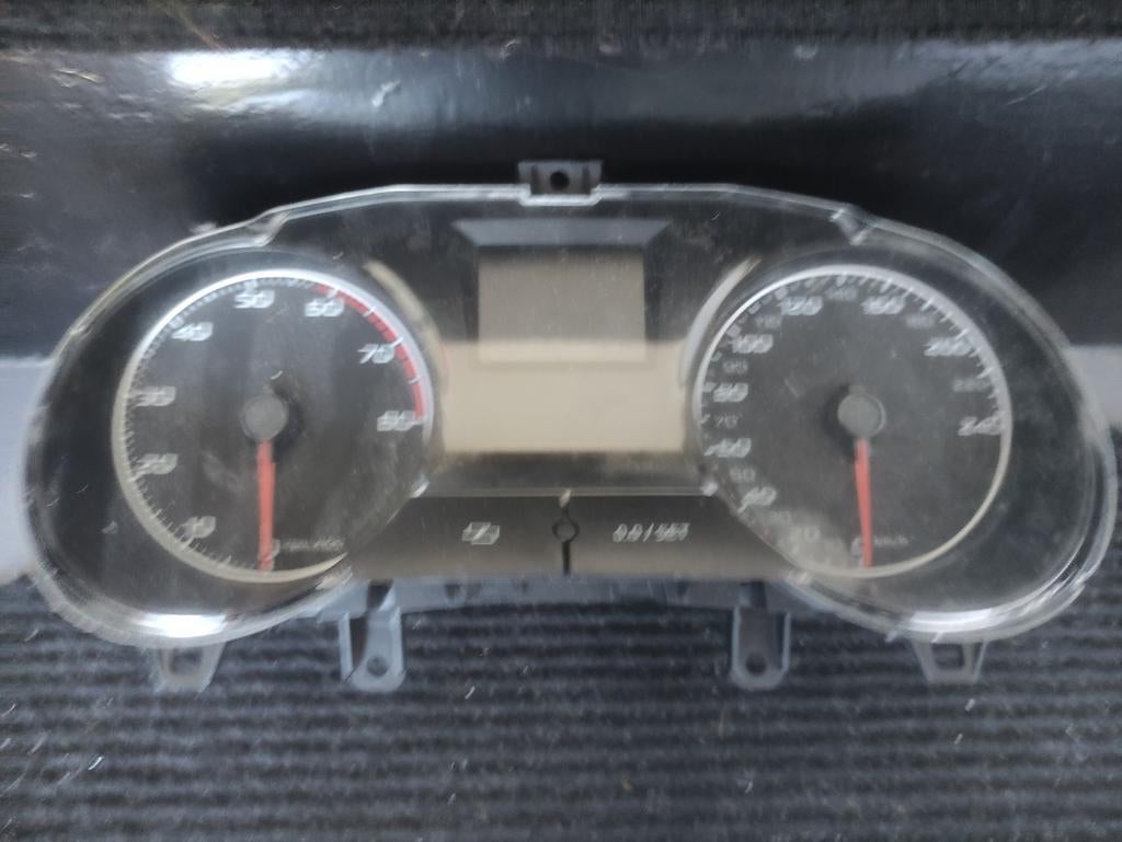 Seat Ibiza 6j5 Dashboard unit, Ophalen, Gebruikt, Seat