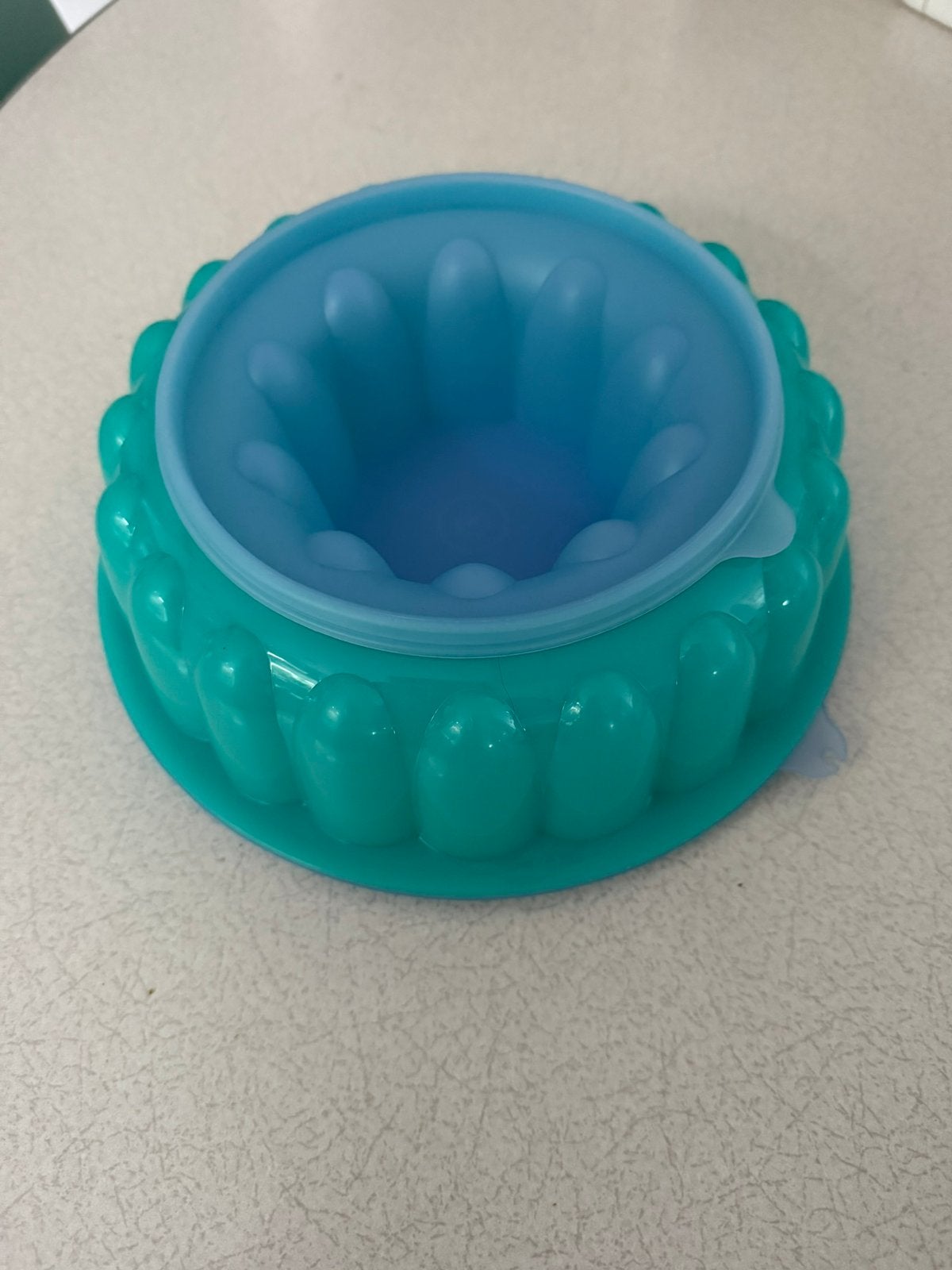Tupperware “Vliegende schotel” puddingvorm tulband rijstrand, Huis en Inrichting, Overige typen, Ophalen of Verzenden, Zo goed als nieuw