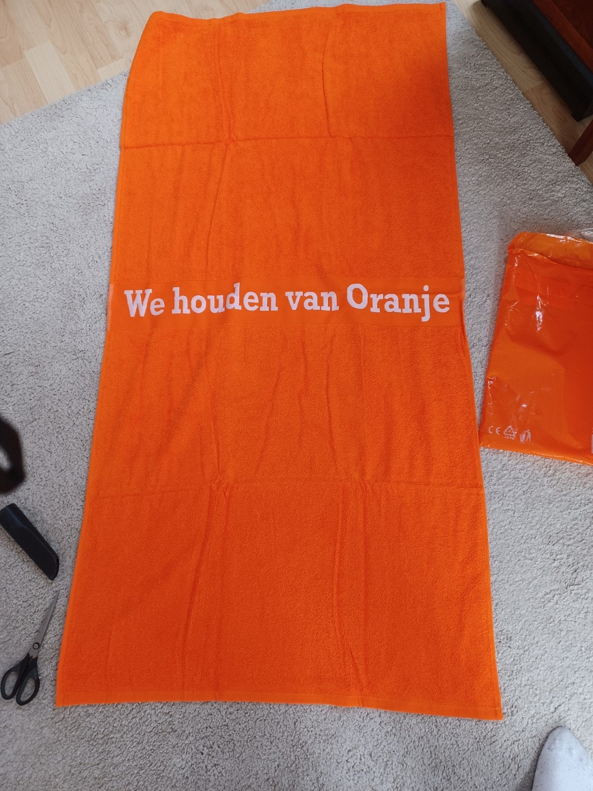 ING Handdoek 'We houden van Oranje' - Nieuw in verpakking, Ophalen of Verzenden, Nieuw