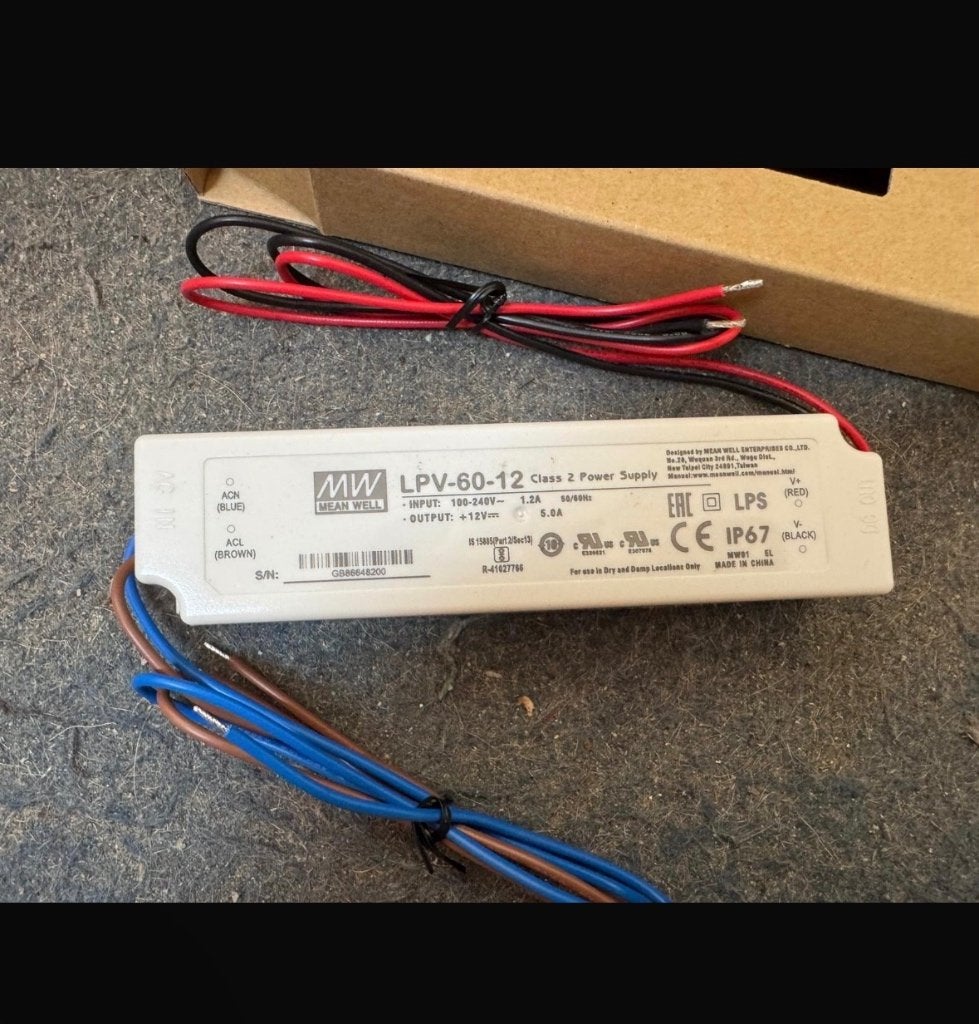 Titel  50x Mean Well LPV-60-12 LED Voeding 12V 5A 60W IP67, Ophalen of Verzenden, Nieuw, Overige typen