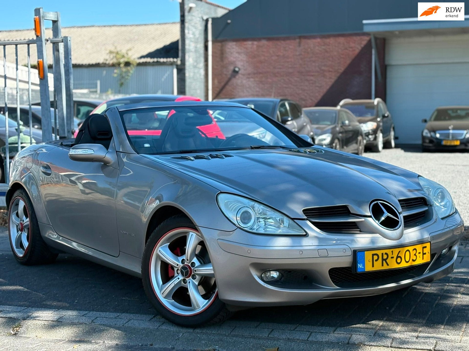 Mercedes-Benz SLK-klasse 200 K. Edition 10 | Xenon | Leder |, Automaat, Achterwielaandrijving, Gebruikt, Zwart