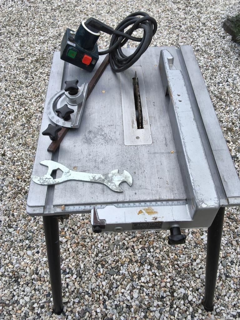 Zaagtafel afneembare cirkelzaag, Ophalen, AEG, Gebruikt, Cirkelzaag