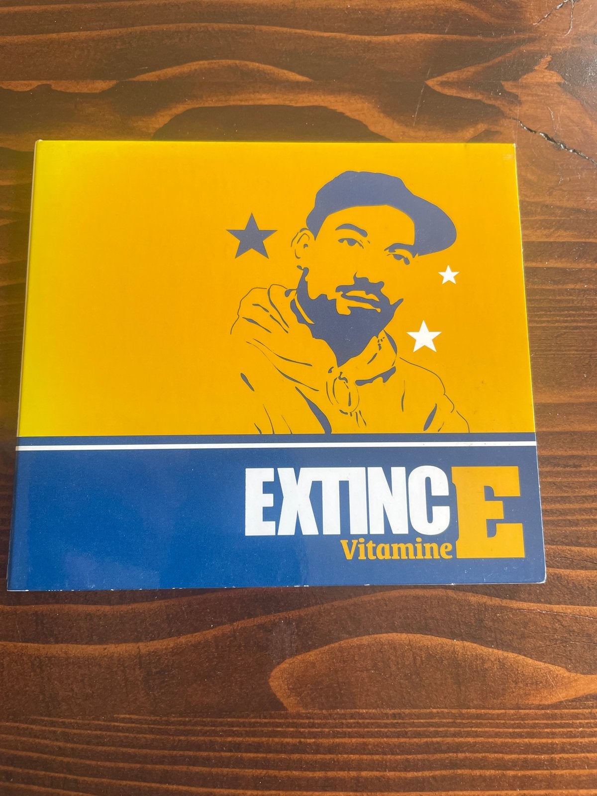 Extince - Vitamine E CD (Nederlandse Hiphop), Cd's en Dvd's, Ophalen of Verzenden, Zo goed als nieuw, Album, Inclusief boekje