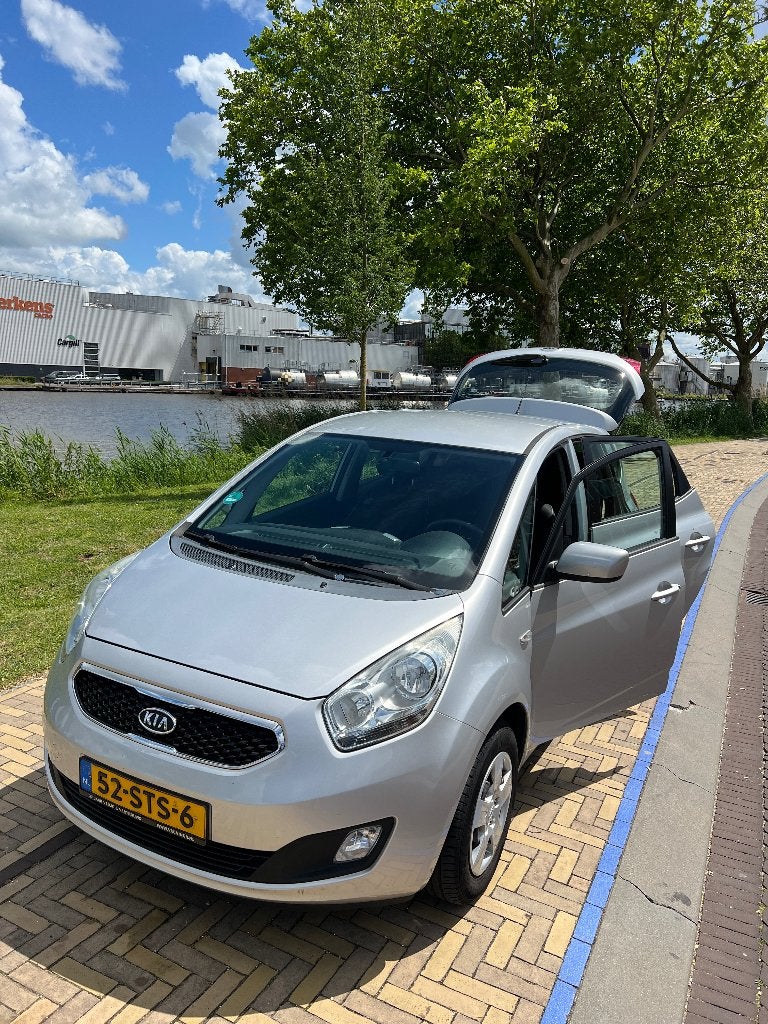 Kia Venga 1.6 2011 Grijs | NIEUWE Versnellingsbak & Remmen |, Auto's, Voorwielaandrijving, Euro 5, 4 cilinders, Origineel Nederlands