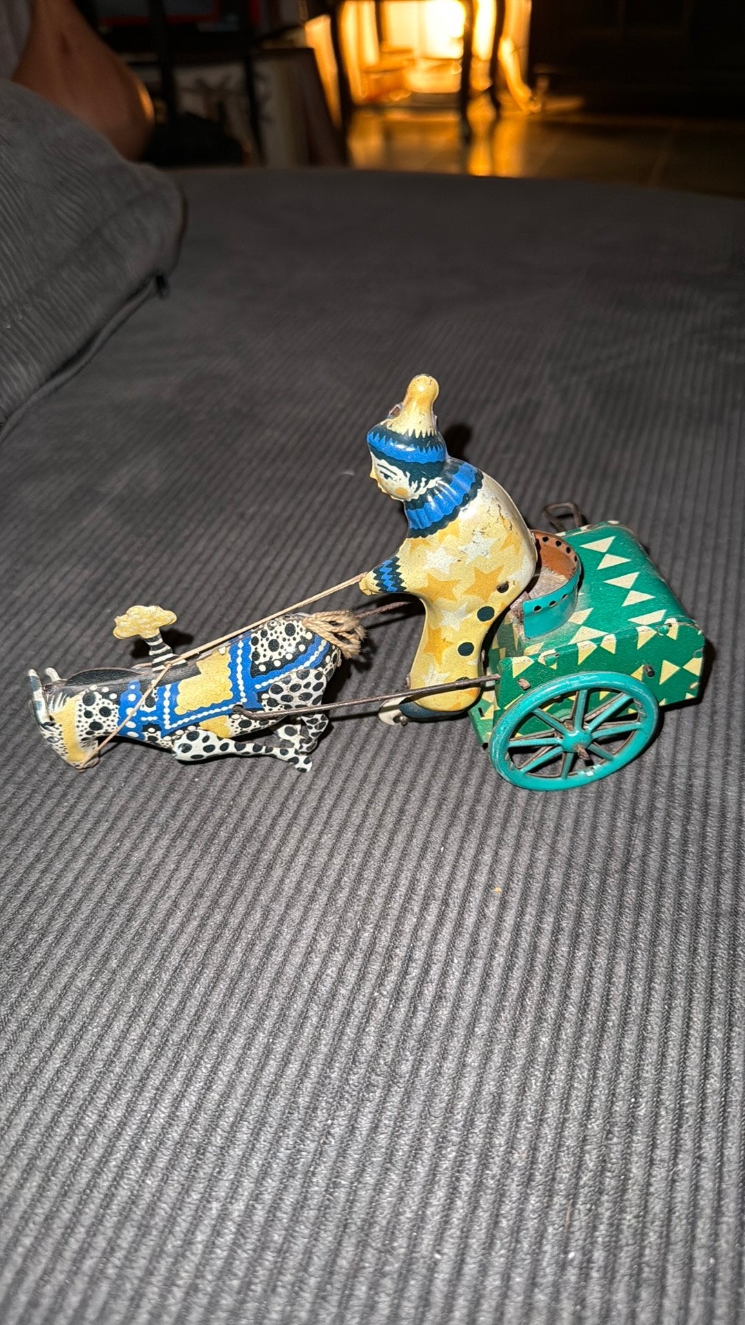 Vintage blikken speelgoed: Clown met paard en kar, Ophalen