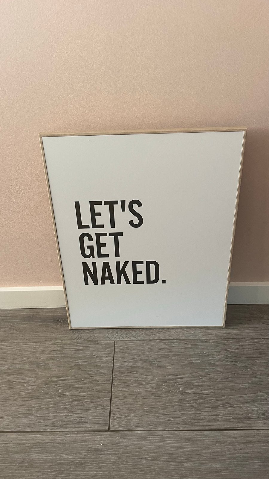 Leuke poster 'Let's Get Naked' 40x50 cm, Ophalen, Minder dan 50 cm, Zo goed als nieuw, Foto of Poster