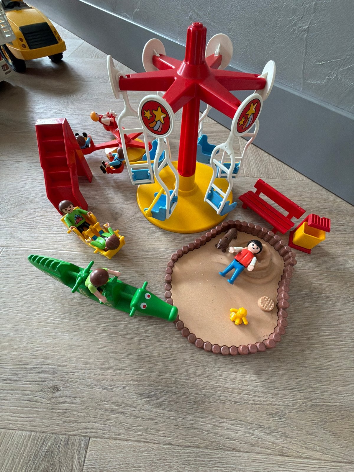 Playmobil Speeltuin met draaimolen, glijbaan en zandbak, Gebruikt, Complete set, Overige typen, Family fun