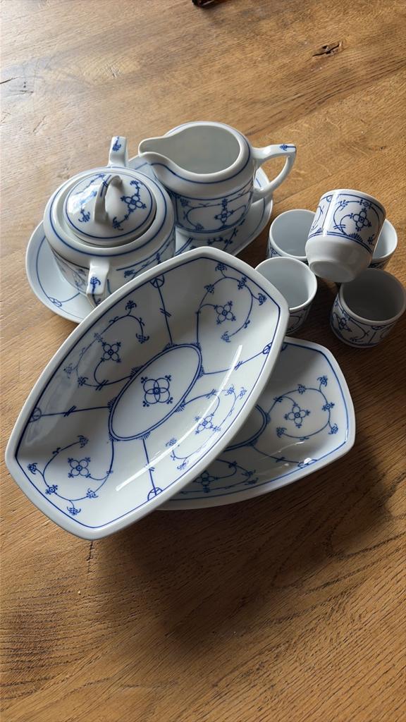 Saksisch servies: suikerpot, melkkan, schalen en eierdopjes, Ophalen of Verzenden