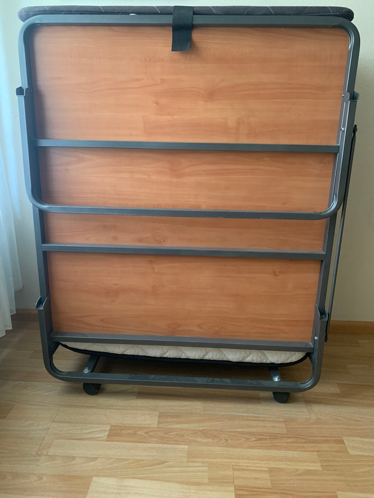 Inklapbaar opklapbaar vouwbed logeerbed, Ophalen, 90 cm, Eenpersoons, Zo goed als nieuw