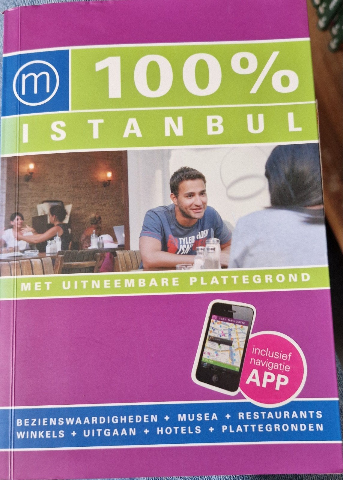 100% Istanbul Reisgids, Boeken, Reisgidsen, Zo goed als nieuw, Reisgids of -boek, Europa, Overige merken, Ophalen of Verzenden