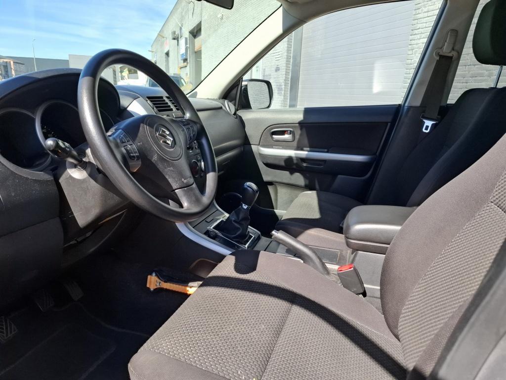 Suzuki Grand Vitara 2.0-16V Exclusive 4x4 Airco/Cruise ✅, Auto's, 4 cilinders, 1850 kg, Grand Vitara, Origineel Nederlands