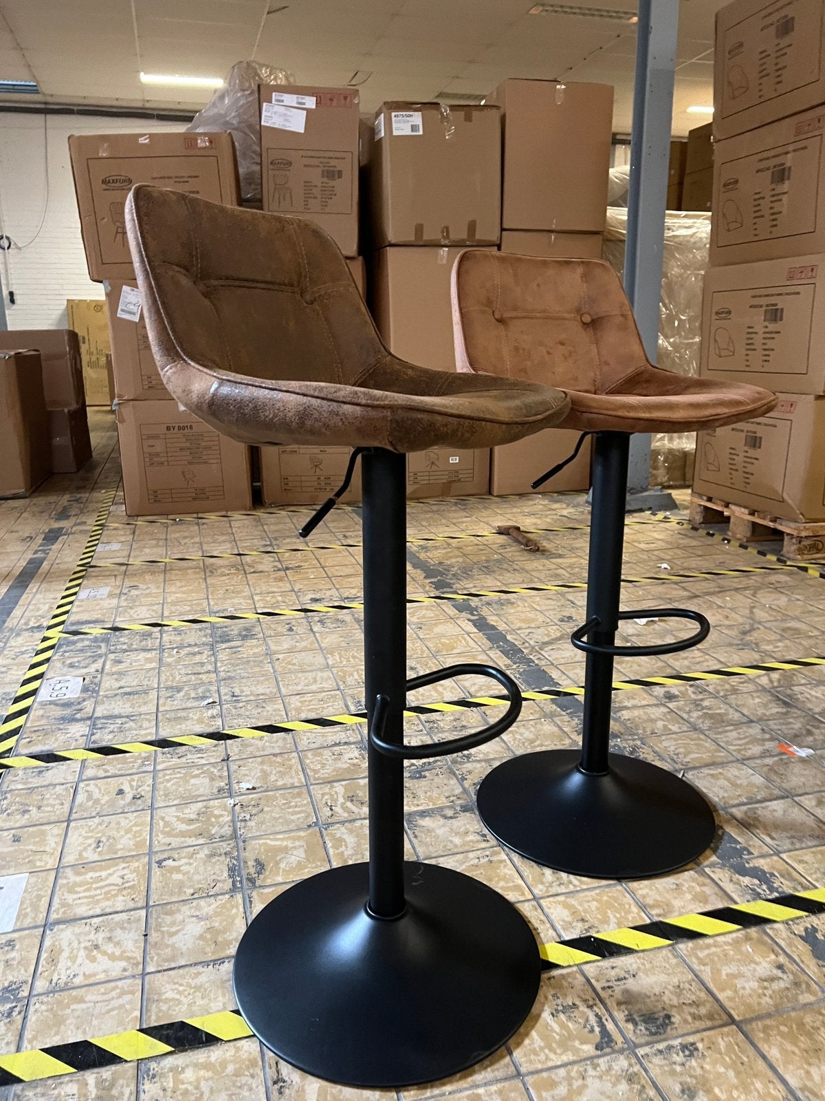 Barkrukken set van 2, Huis en Inrichting, Barkrukken, 5 krukken of meer, Ophalen, Zo goed als nieuw, 60 tot 90 cm