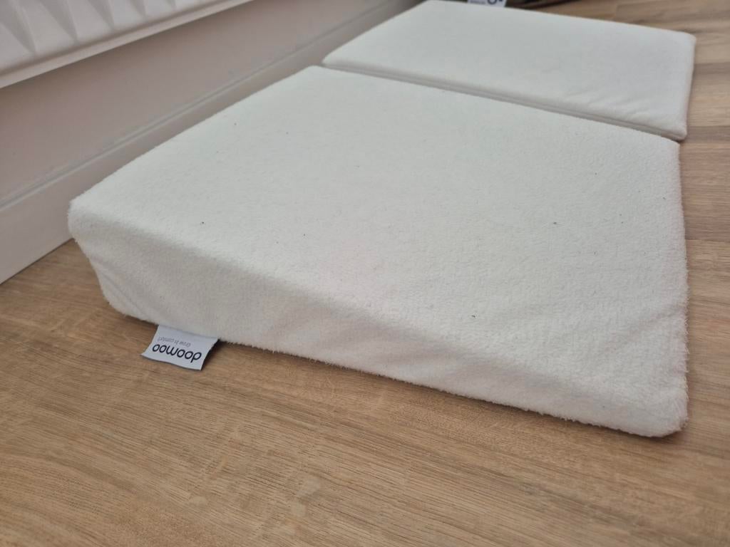 Doomoo Anti-Reflux Kussenset (2 stuks) ook voor verkoudheid, Ophalen of Verzenden, Zo goed als nieuw