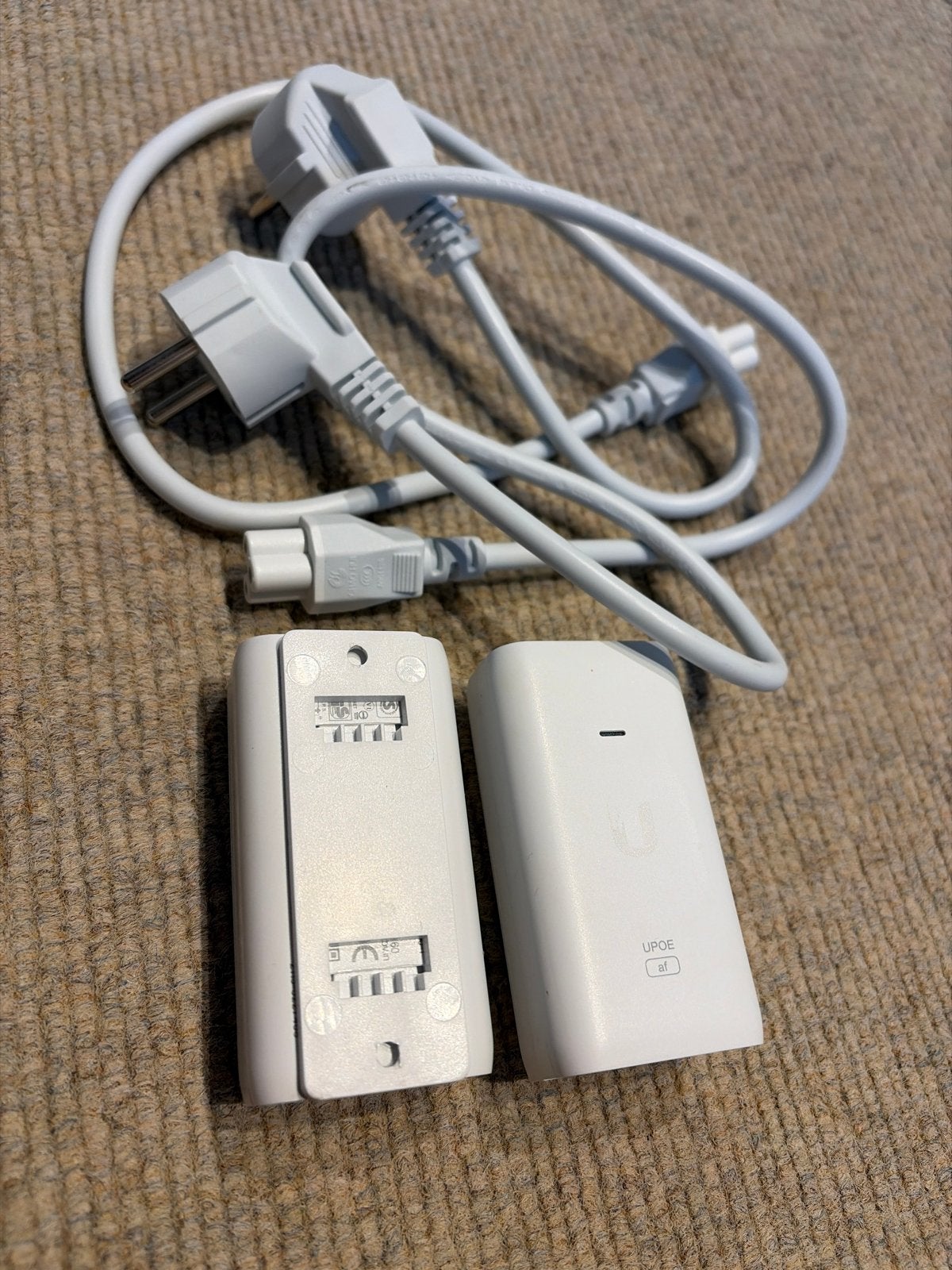 Ubiquiti UPOE-af PoE Injector met stroomkabel, Ophalen of Verzenden, Zo goed als nieuw