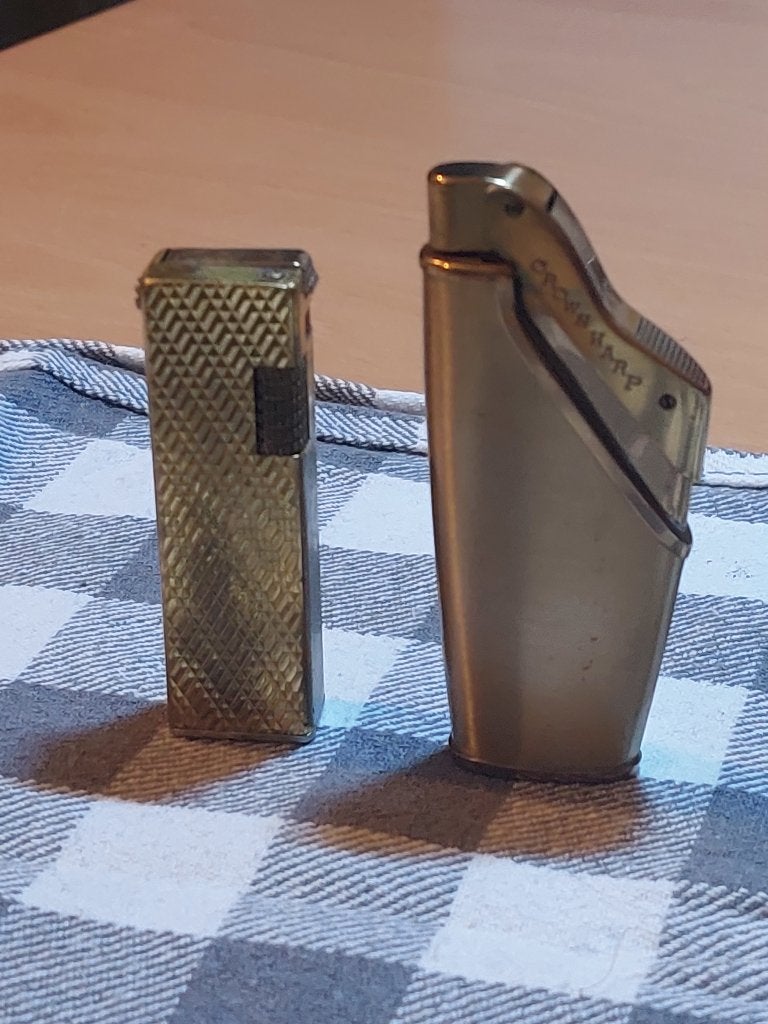 2 vintage aanstekers – Ronson en Crown Japan, Ophalen of Verzenden, Gebruikt, Aansteker