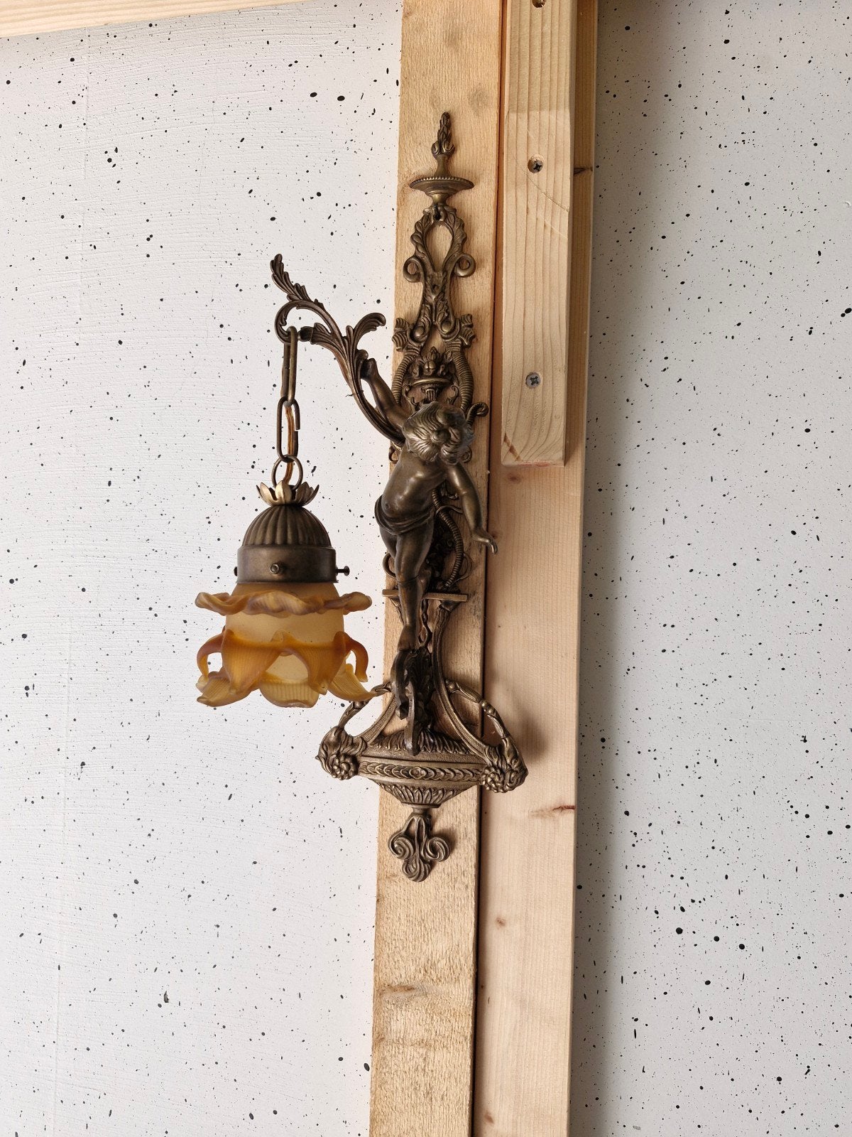Gave antieke bronzen cupido engelen wandlamp goed staat, Ophalen of Verzenden