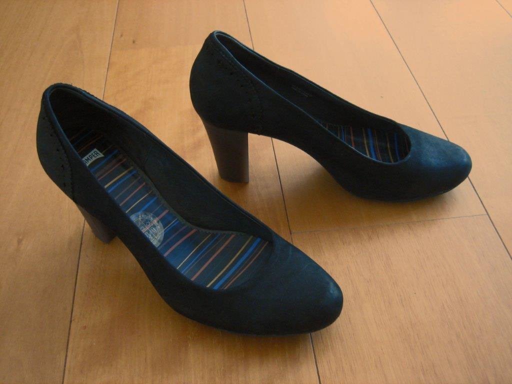 Comfortabele zwarte nubuckleren pumps CAMPER 39 snazzeys, Pumps, Verzenden, Zwart, Nieuw