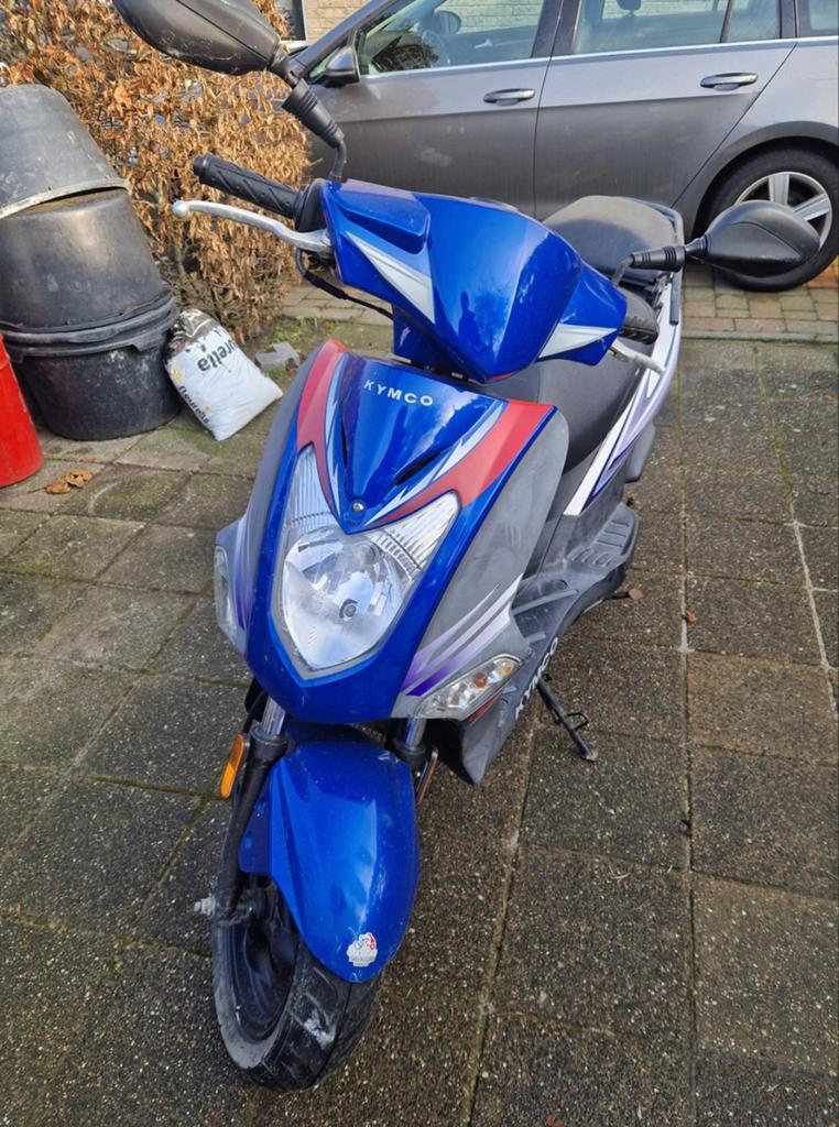 Kymco aggility 50 opknapper, Fietsen en Brommers, Ophalen, Gebruikt, Benzine, Agility