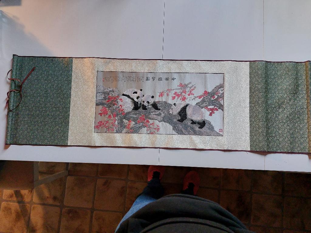 Mooie zijden Chinese tafelloper met panda’s, Ophalen of Verzenden, Nieuw, Rechthoek, Binnen